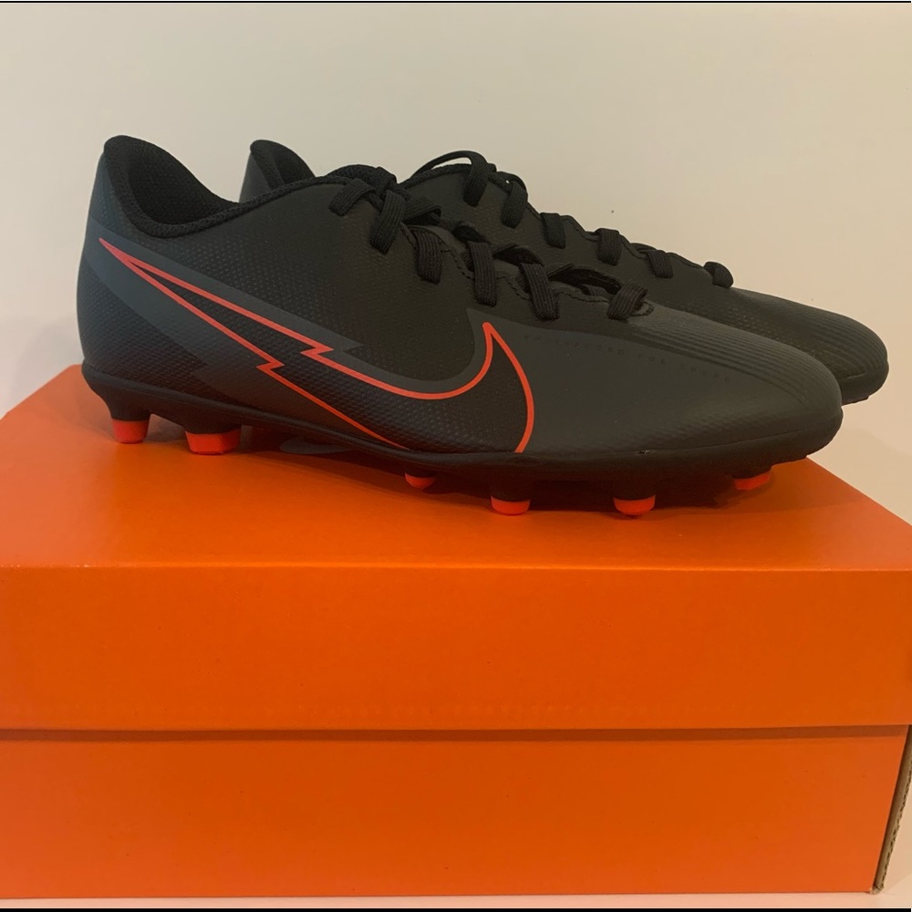 *New in box** YOUTH JR VAPOR 13 CLUB FG/MG